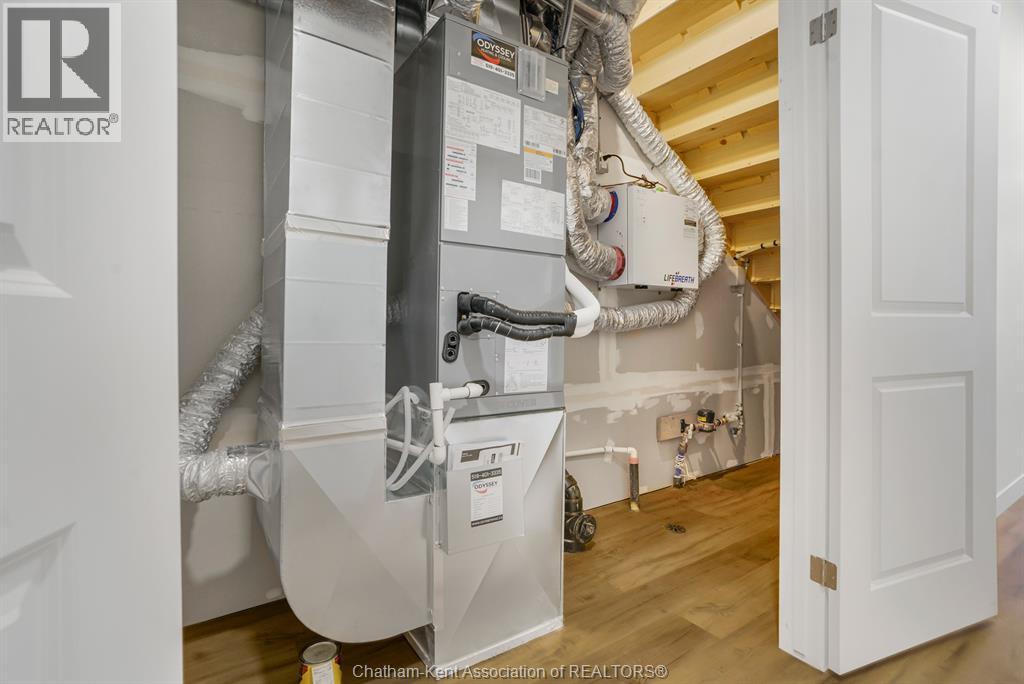 7 MAGNOLIA LANE Unit# 17, Chatham, Ontario, N7M0W7 — Photo 33
