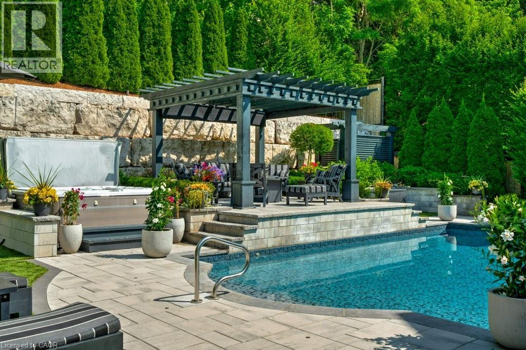 47 LEGACY Lane, Ancaster, Ontario, L9G0G2 — Photo 37