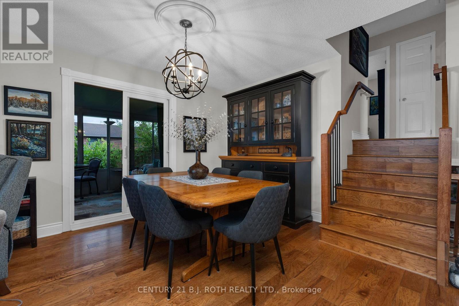 31 O'CONNELL LANE, Oro-Medonte, Ontario, L0L2E0 — Photo 12