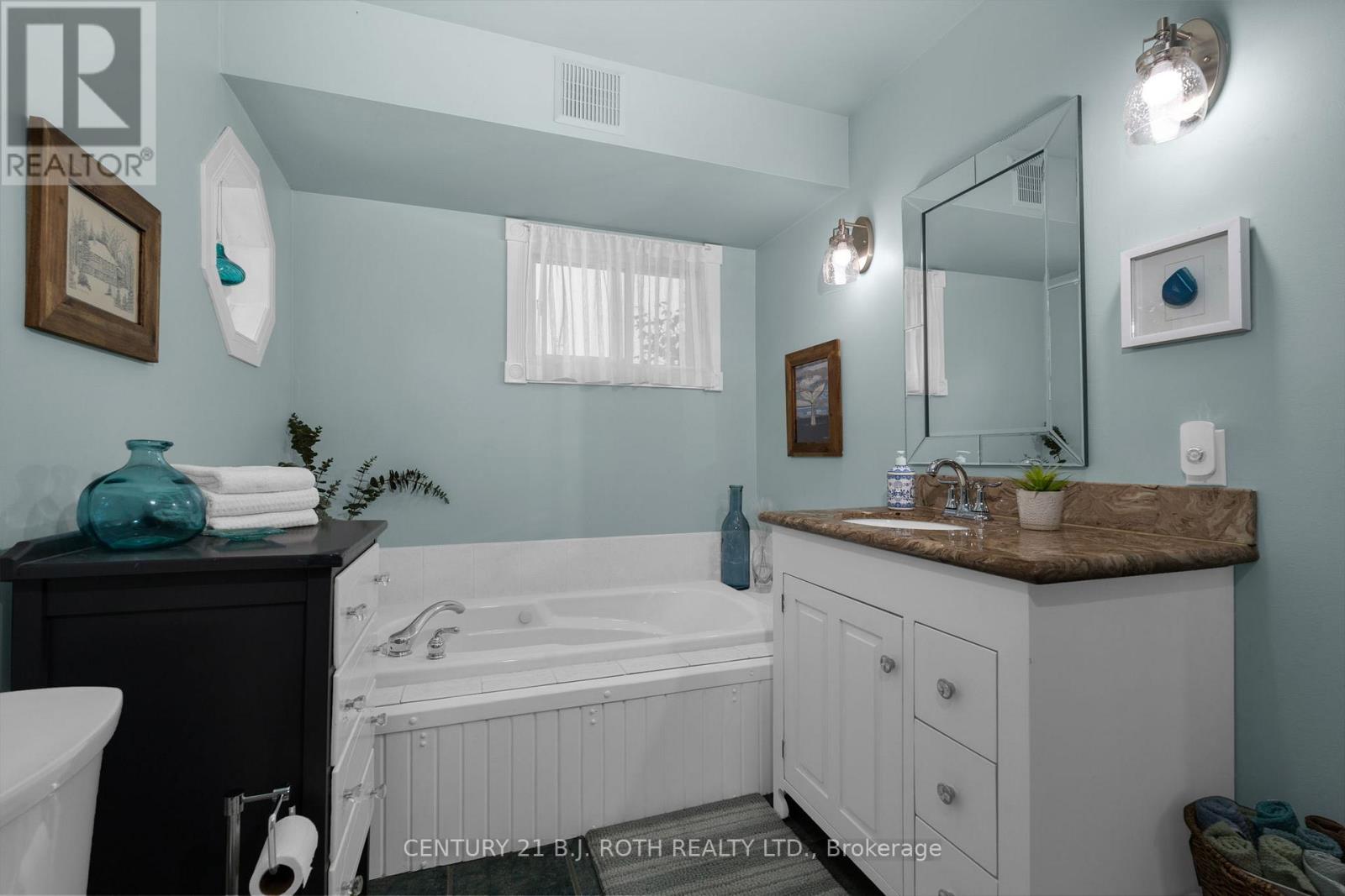 31 O'CONNELL LANE, Oro-Medonte, Ontario, L0L2E0 — Photo 19