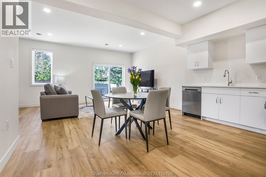 7 MAGNOLIA LANE Unit# 16, Chatham, Ontario, N7M0W7 — Photo 17