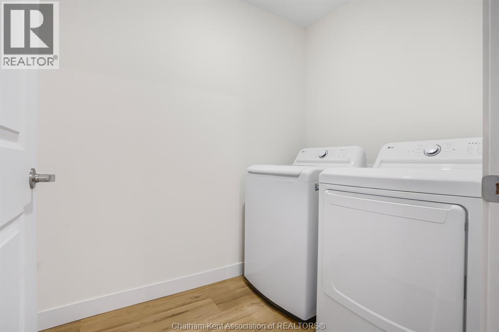 7 MAGNOLIA LANE Unit# 16, Chatham, Ontario, N7M0W7 — Photo 43