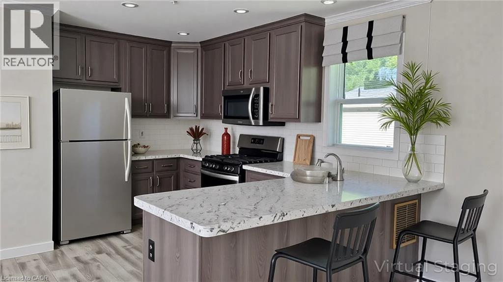 24 MACPHERSON Crescent, Flamborough, Ontario, N0B2J0 — Photo 3