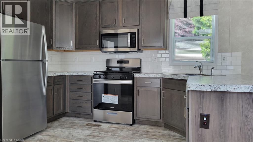 24 MACPHERSON Crescent, Flamborough, Ontario, N0B2J0 — Photo 6