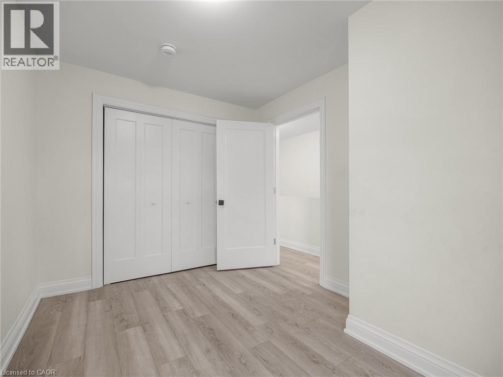 718 CANNON Street E Unit# Main Fl, Hamilton, Ontario, L8L2G9 — Photo 8