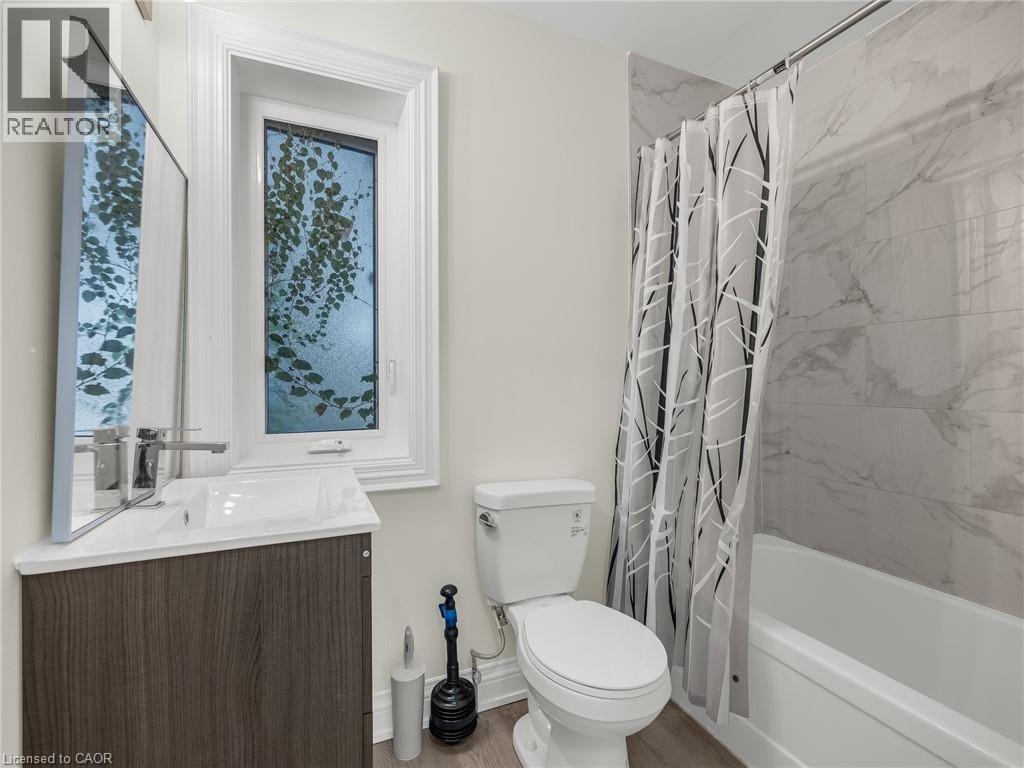 718 CANNON Street E Unit# Main Fl, Hamilton, Ontario, L8L2G9 — Photo 9