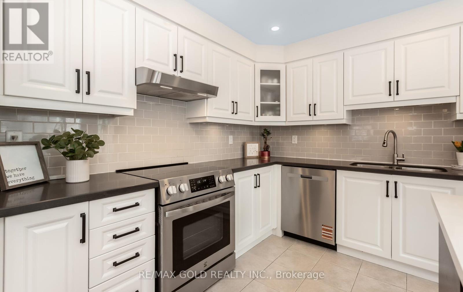 299 GOODING CRESCENT, Milton (FO Ford), Ontario, L9E0A9 — Photo 29