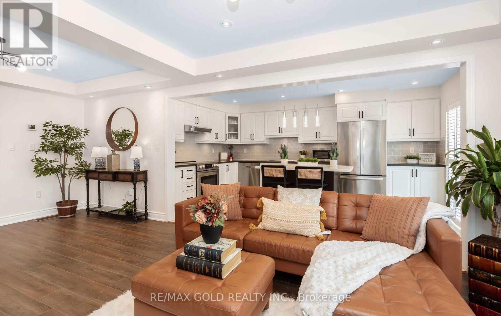 299 GOODING CRESCENT, Milton (FO Ford), Ontario, L9E0A9 — Photo 3