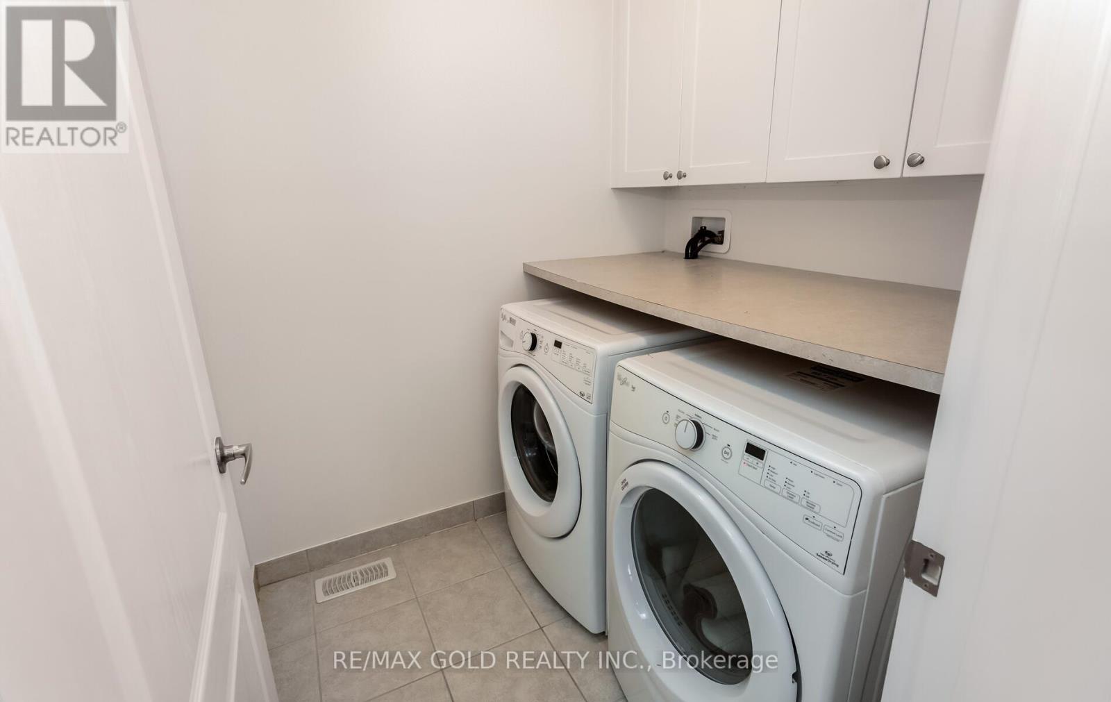 299 GOODING CRESCENT, Milton (FO Ford), Ontario, L9E0A9 — Photo 36