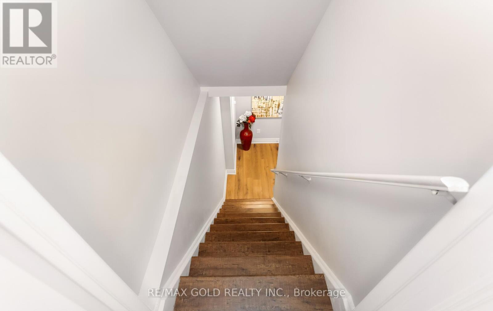 299 GOODING CRESCENT, Milton (FO Ford), Ontario, L9E0A9 — Photo 6