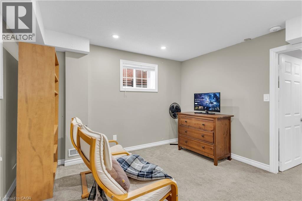 75 STILLWATER Street, Kitchener, Ontario, N2A0J1 — Photo 3