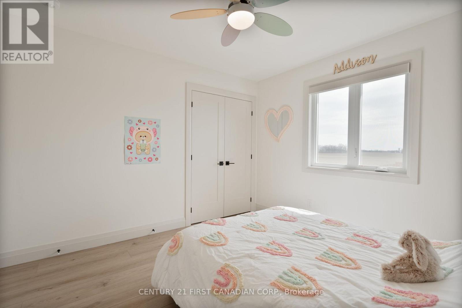 24 POSTMA CRESCENT, North Middlesex (Ailsa Craig), Ontario, N0M1A0 — Photo 27