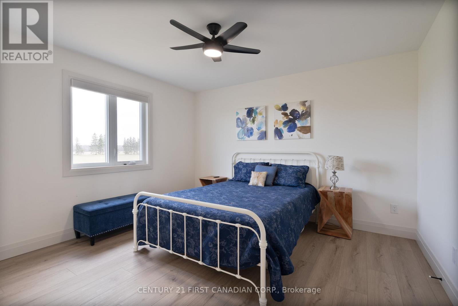 24 POSTMA CRESCENT, North Middlesex (Ailsa Craig), Ontario, N0M1A0 — Photo 30