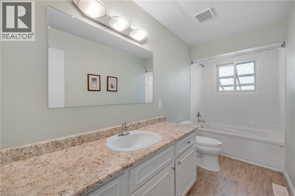 4 LYNDHURST Avenue, Simcoe, Ontario, N3Y4J9 — Photo 14