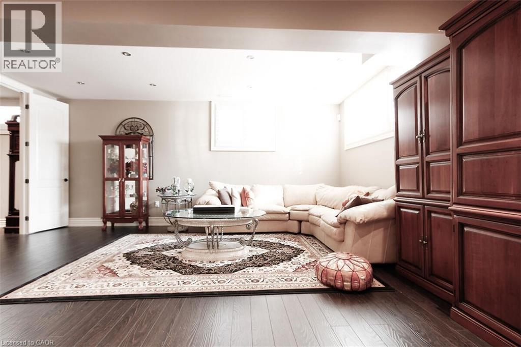 205 PAIGE Place, Kitchener, Ontario — Photo 16