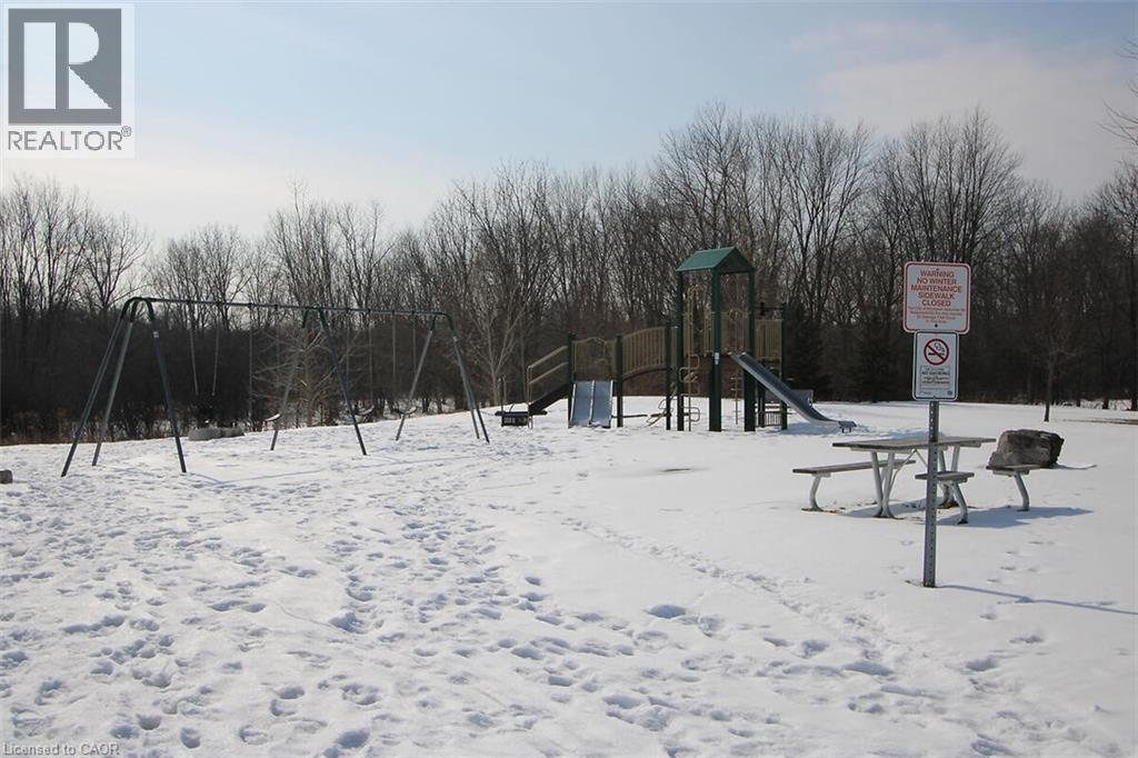 205 PAIGE Place, Kitchener, Ontario — Photo 27