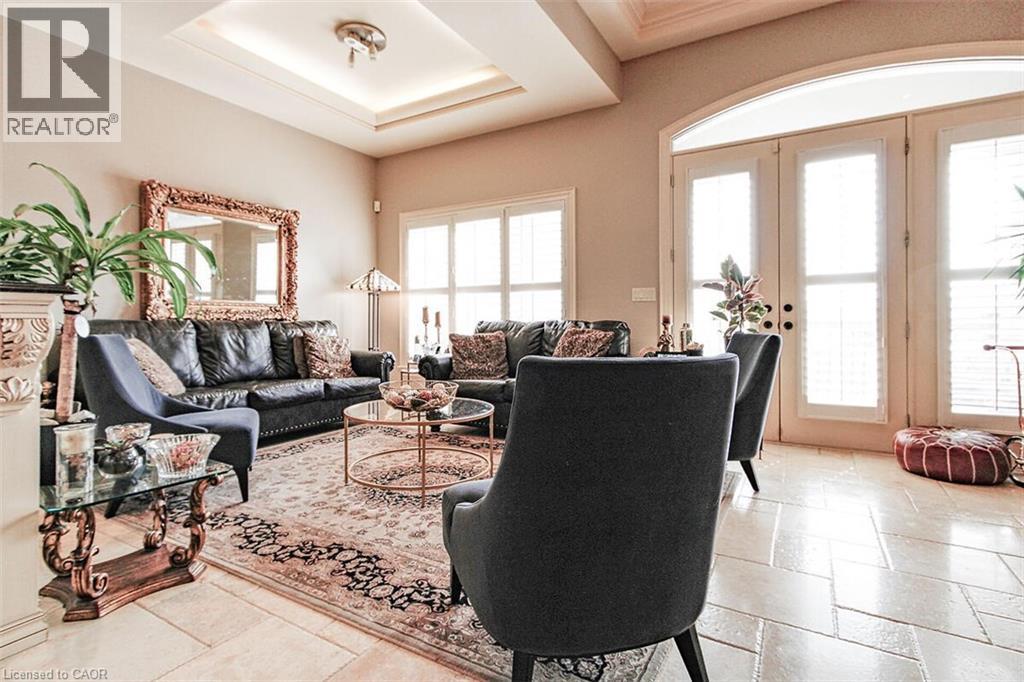 205 PAIGE Place, Kitchener, Ontario — Photo 3