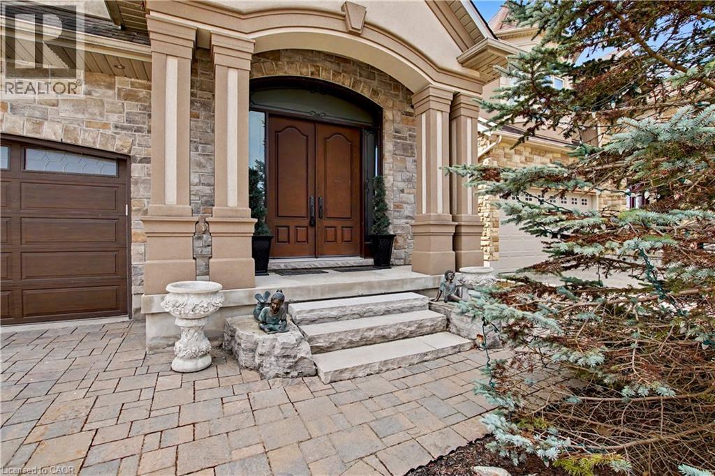 205 PAIGE Place, Kitchener, Ontario — Photo 8