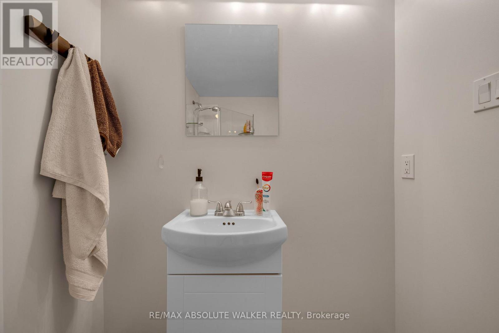 286 CAMBRIDGE STREET AVENUE N, Ottawa, Ontario, K1R6X5 — Photo 44