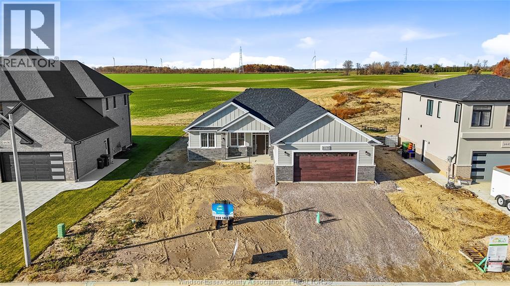 4438 BELMONT, Comber, Ontario, N0R1A0 — Photo 24