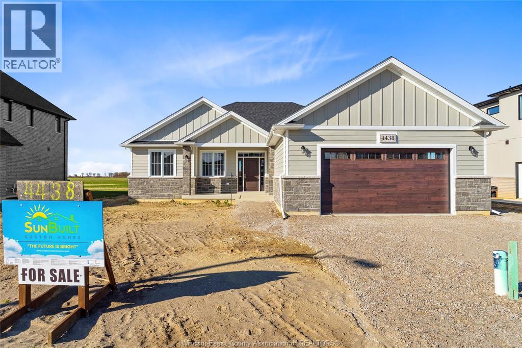 4438 BELMONT, Comber, Ontario, N0R1A0 — Photo 3