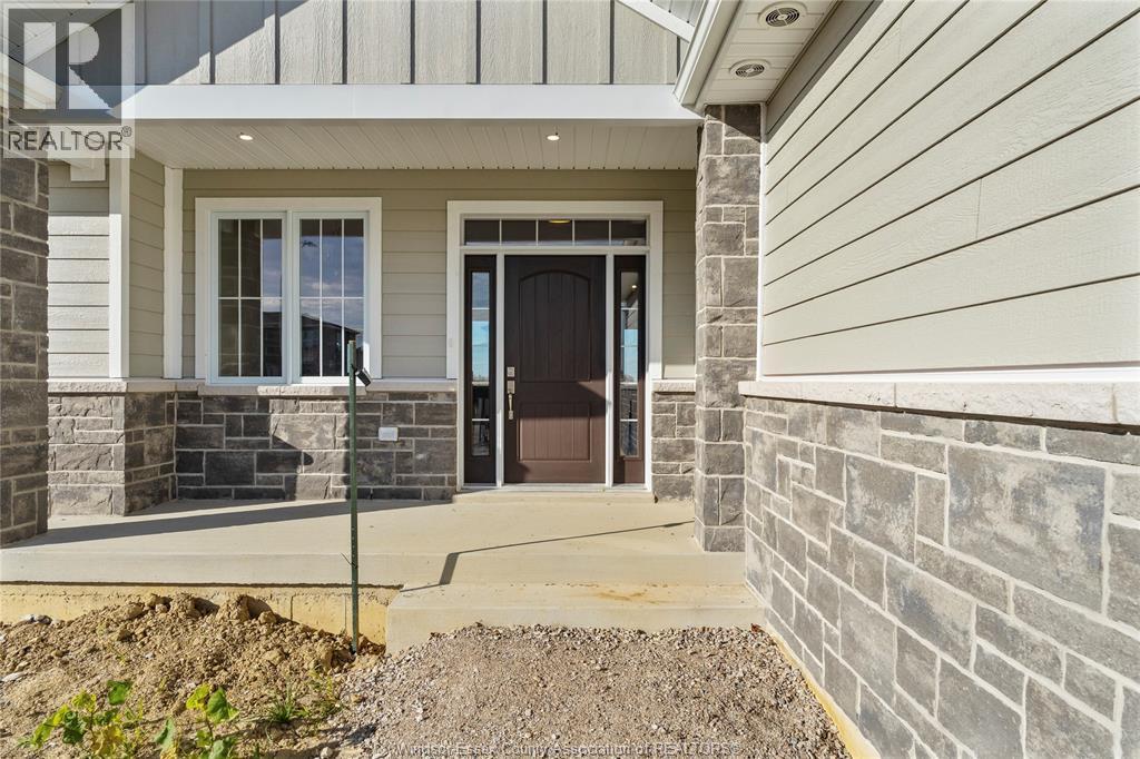 4438 BELMONT, Comber, Ontario, N0R1A0 — Photo 4