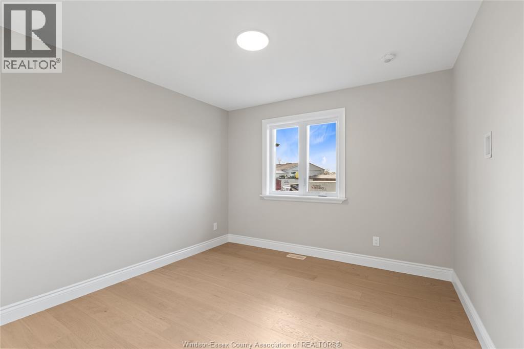 4418 BELMONT, Comber, Ontario, N0R1A0 — Photo 17