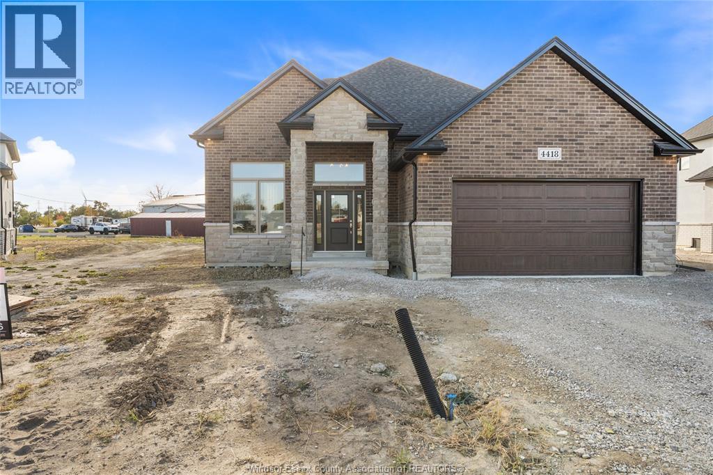 4418 BELMONT, Comber, Ontario, N0R1A0 — Photo 4