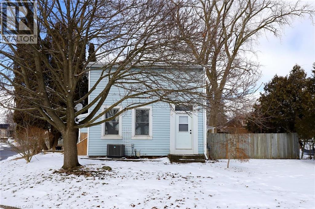 1 JOHN Avenue, Paris, Ontario, N3L2S8 — Photo 2