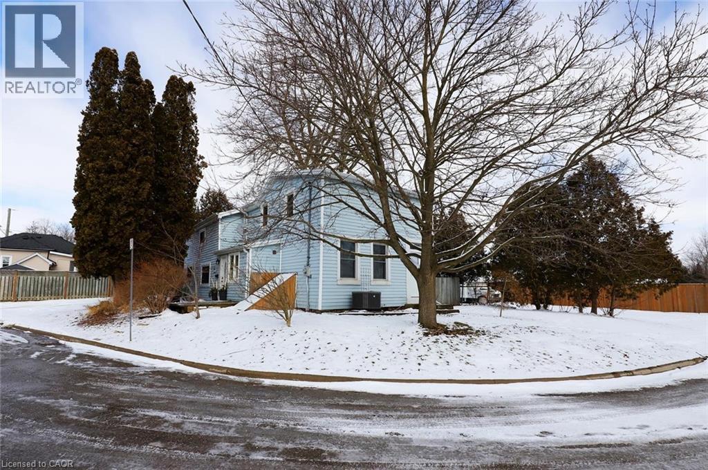 1 JOHN Avenue, Paris, Ontario, N3L2S8 — Photo 3