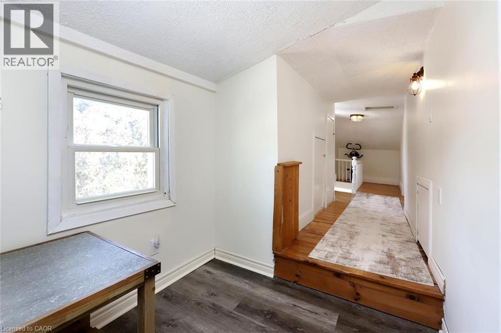 1 JOHN Avenue, Paris, Ontario, N3L2S8 — Photo 34