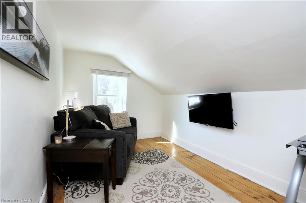 1 JOHN Avenue, Paris, Ontario, N3L2S8 — Photo 36