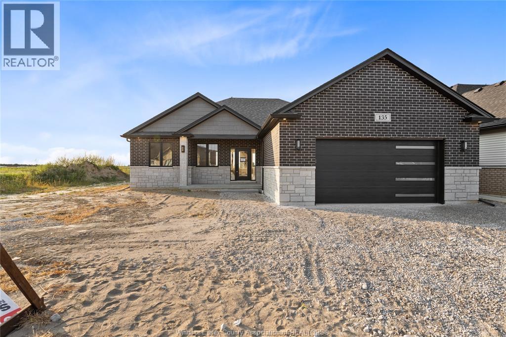 135 VALENCIA DRIVE, Chatham, Ontario, N7L0H3 — Photo 3