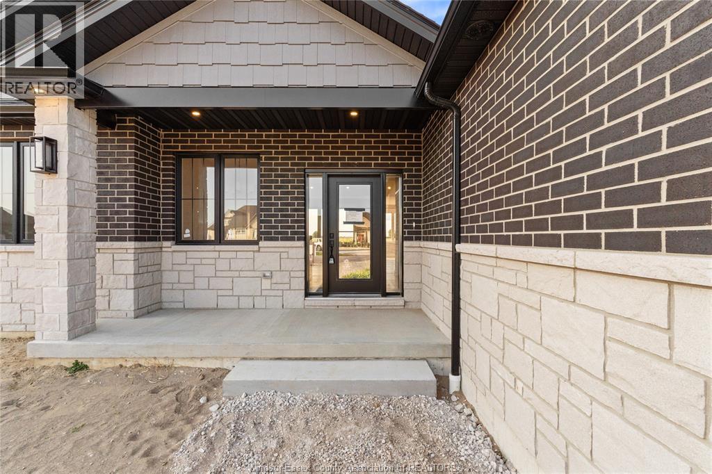 135 VALENCIA DRIVE, Chatham, Ontario, N7L0H3 — Photo 4