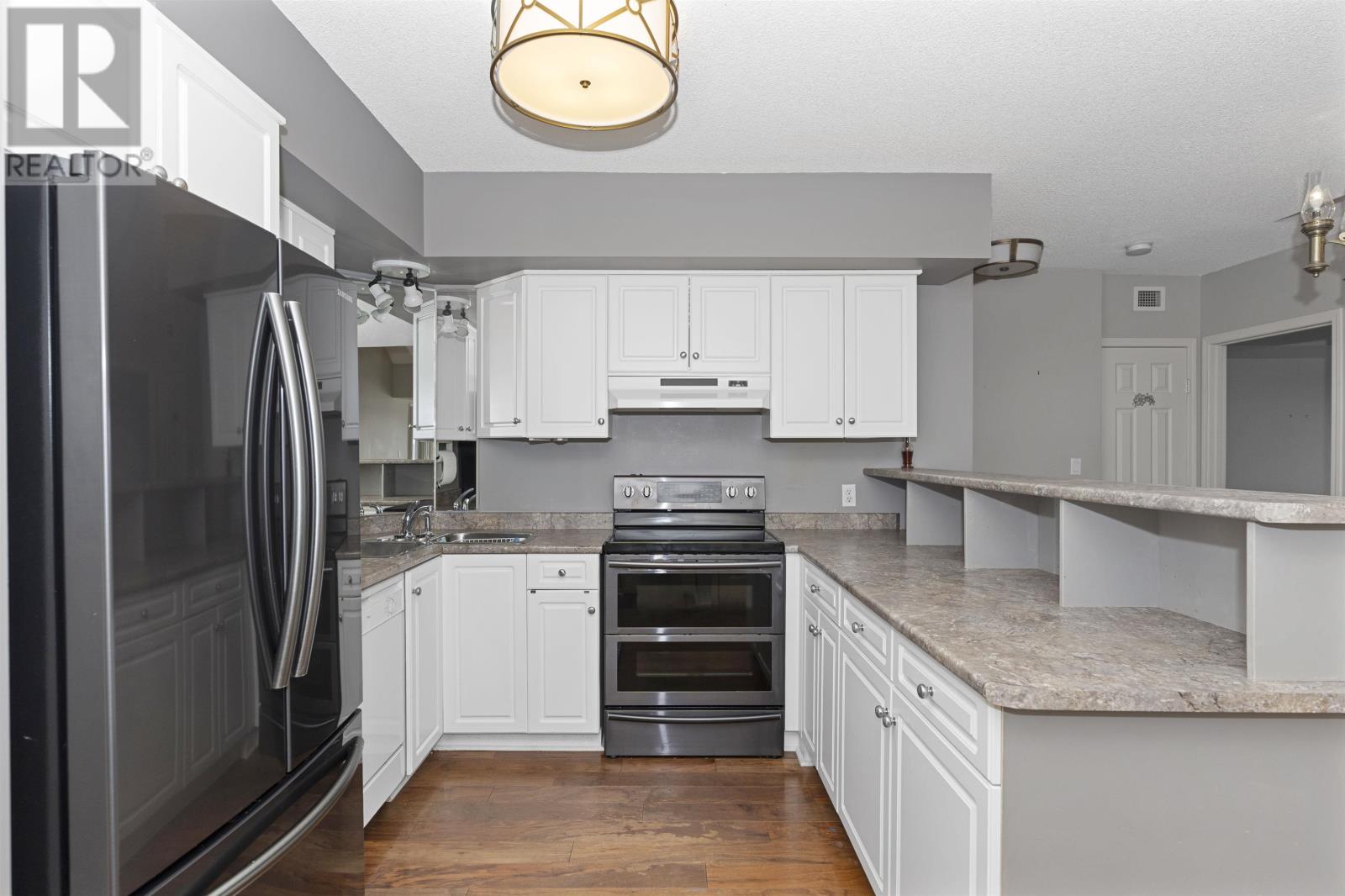 301 315 Hilldale RD, Thunder Bay, Ontario, P7G1J7 — Photo 20