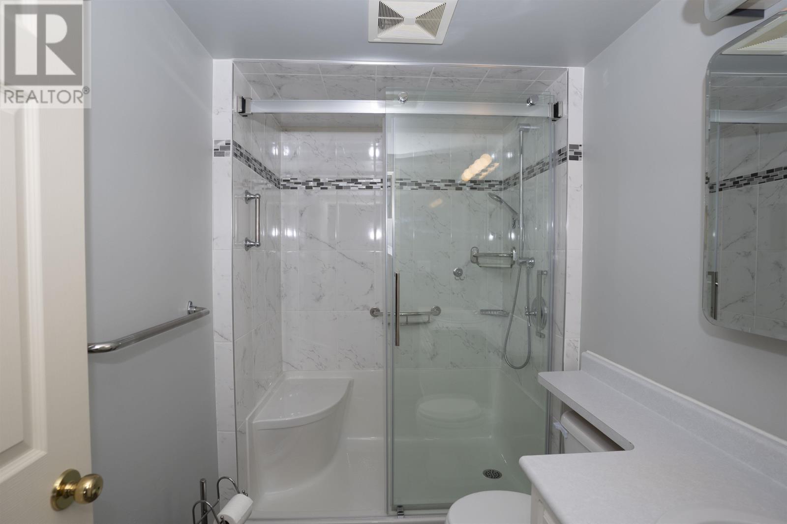 301 315 Hilldale RD, Thunder Bay, Ontario, P7G1J7 — Photo 36