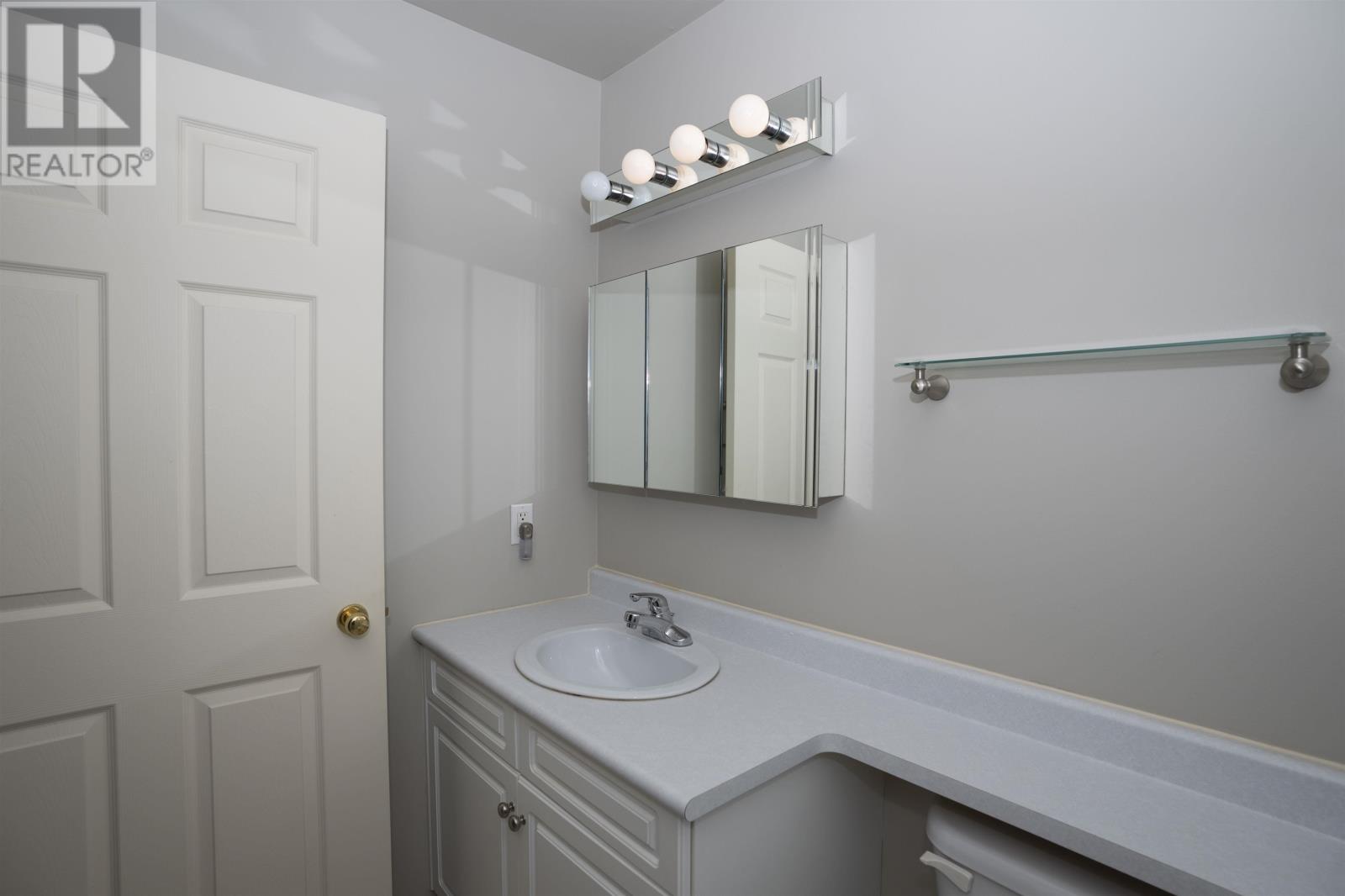 301 315 Hilldale RD, Thunder Bay, Ontario, P7G1J7 — Photo 37