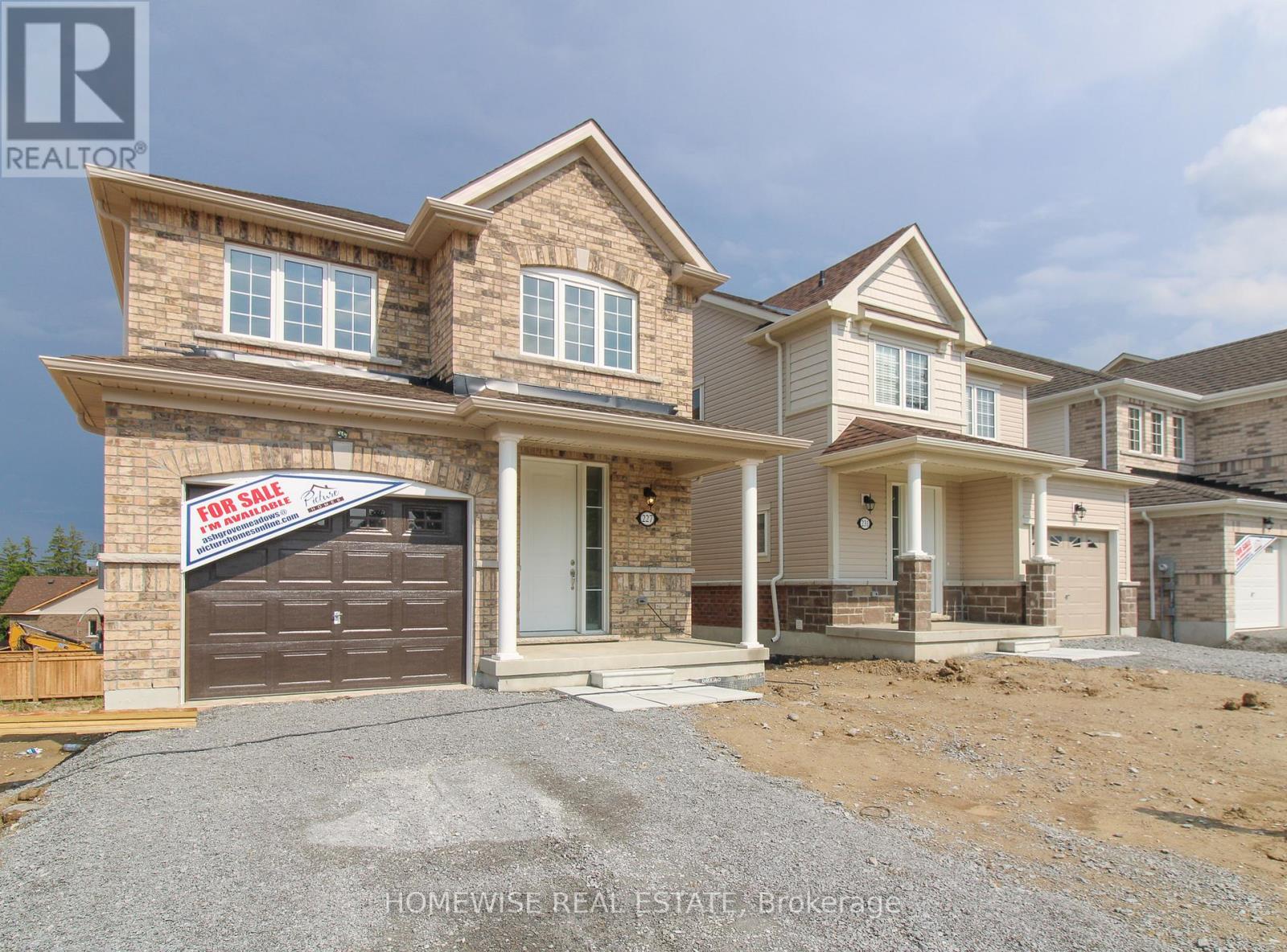 227 ASH STREET, Scugog (Port Perry), Ontario, L9L0B1 — Photo 2