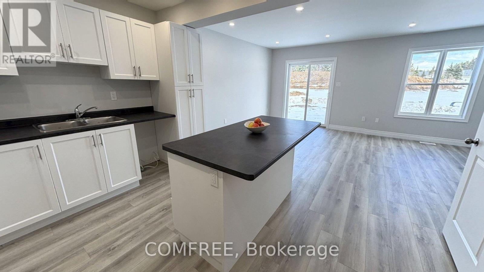 31 MCCONNELL CRESCENT, Bracebridge (Macaulay), Ontario, P1L0N7 — Photo 8