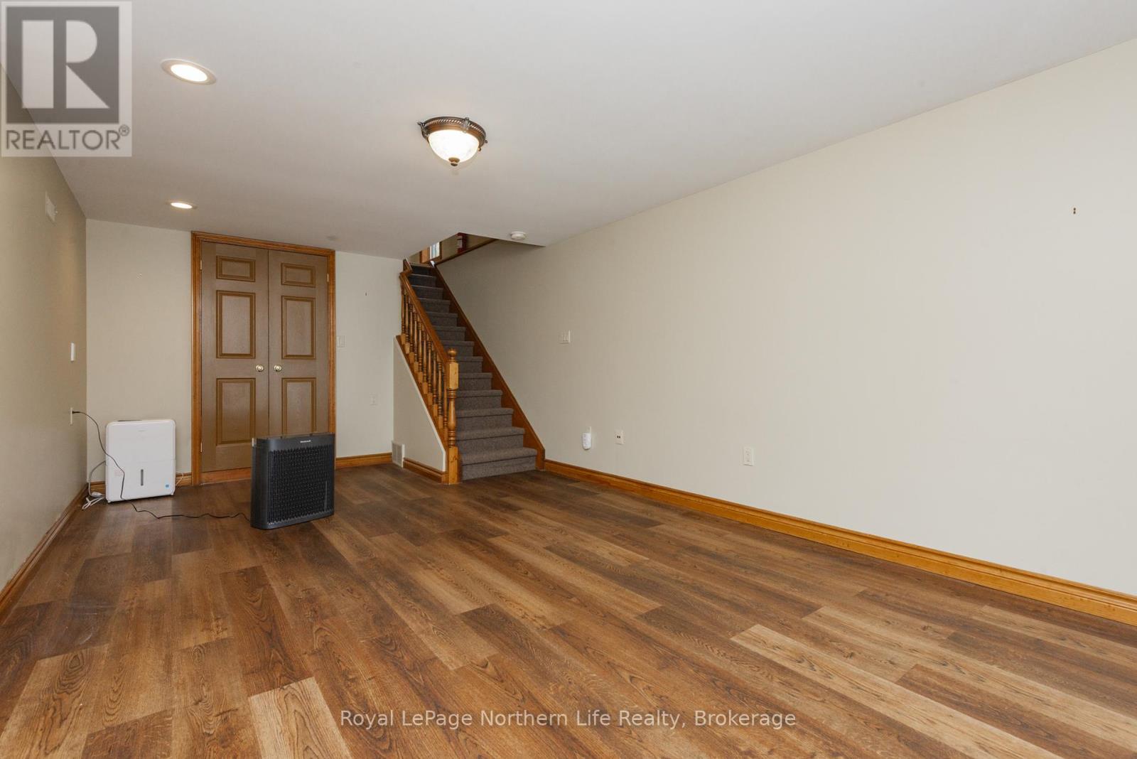 350 ROSS DRIVE, North Bay (Birchaven), Ontario, P1B8G4 — Photo 36