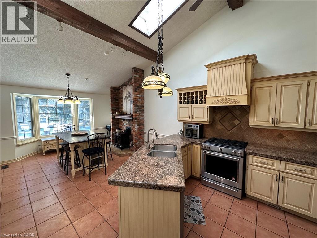 5590 BLIND Line, Burlington, Ontario, L7P0B2 — Photo 10