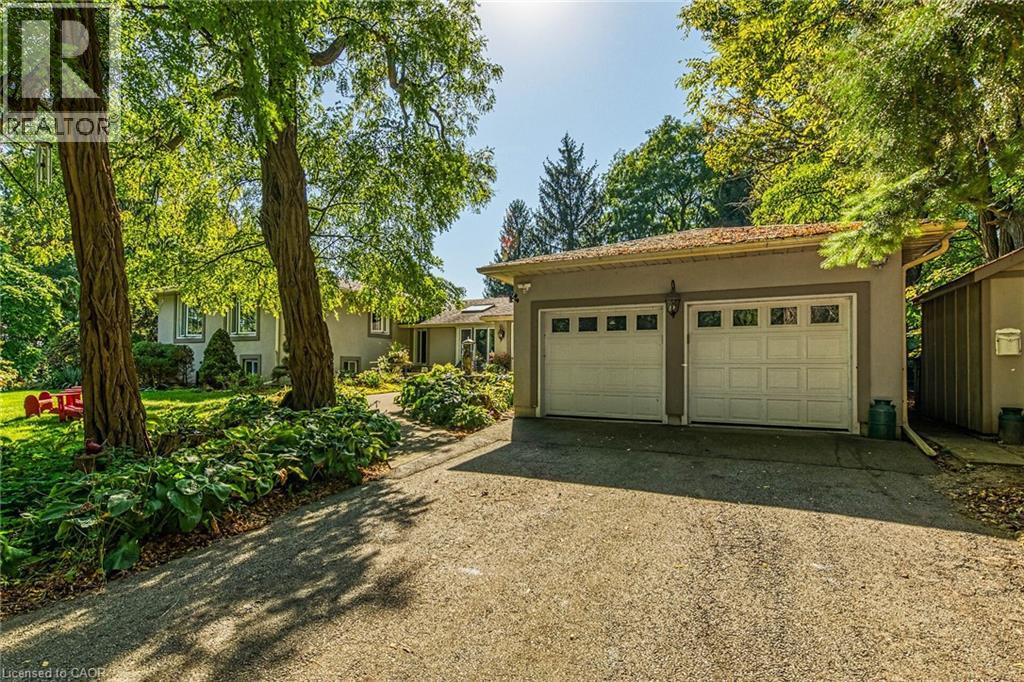 5590 BLIND Line, Burlington, Ontario, L7P0B2 — Photo 2