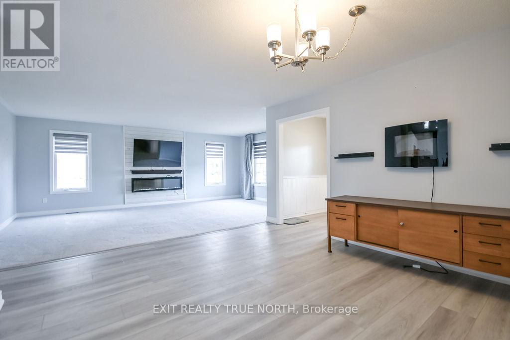 8 SINCLAIR CRESCENT, Ramara (Atherley), Ontario, L3V8J9 — Photo 14