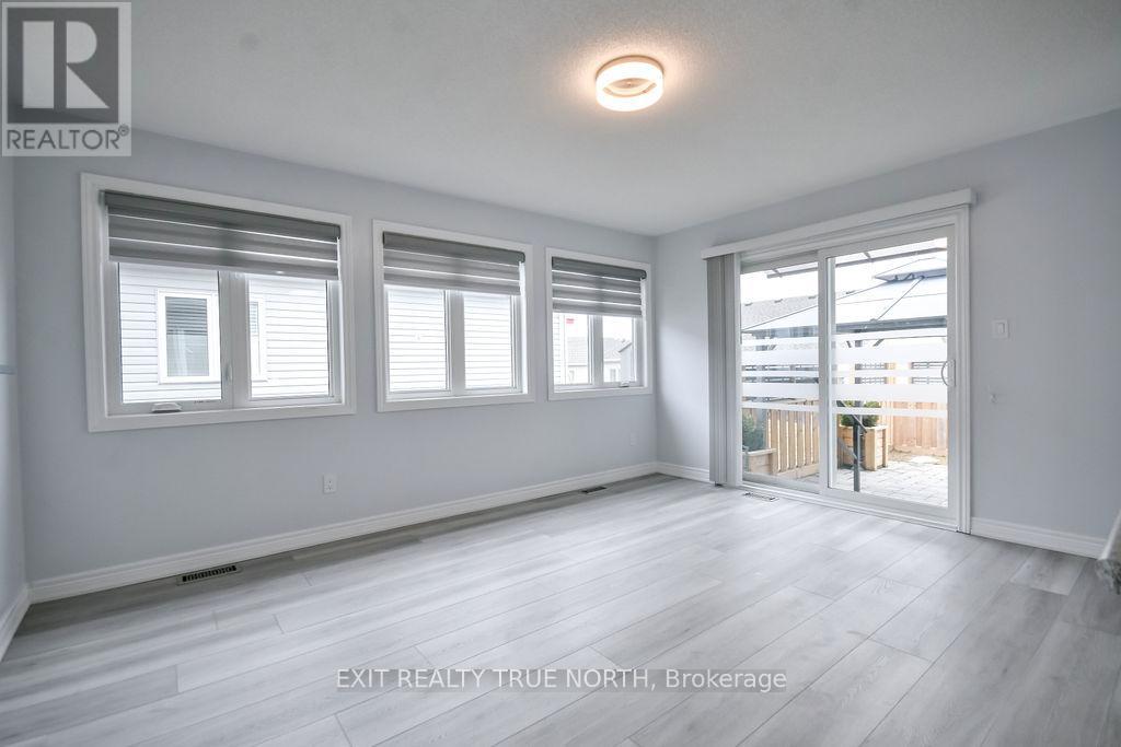 8 SINCLAIR CRESCENT, Ramara (Atherley), Ontario, L3V8J9 — Photo 17