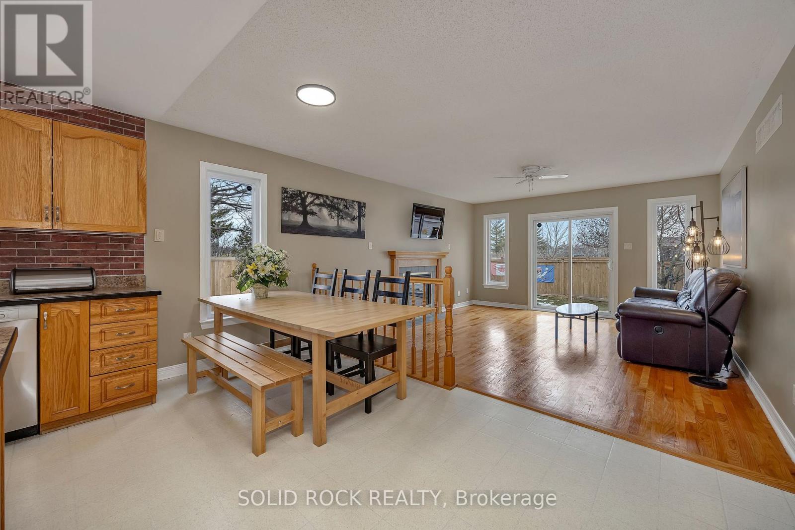 2 NEWBOROUGH CRESCENT, Ottawa, Ontario, K2G6A2 — Photo 13