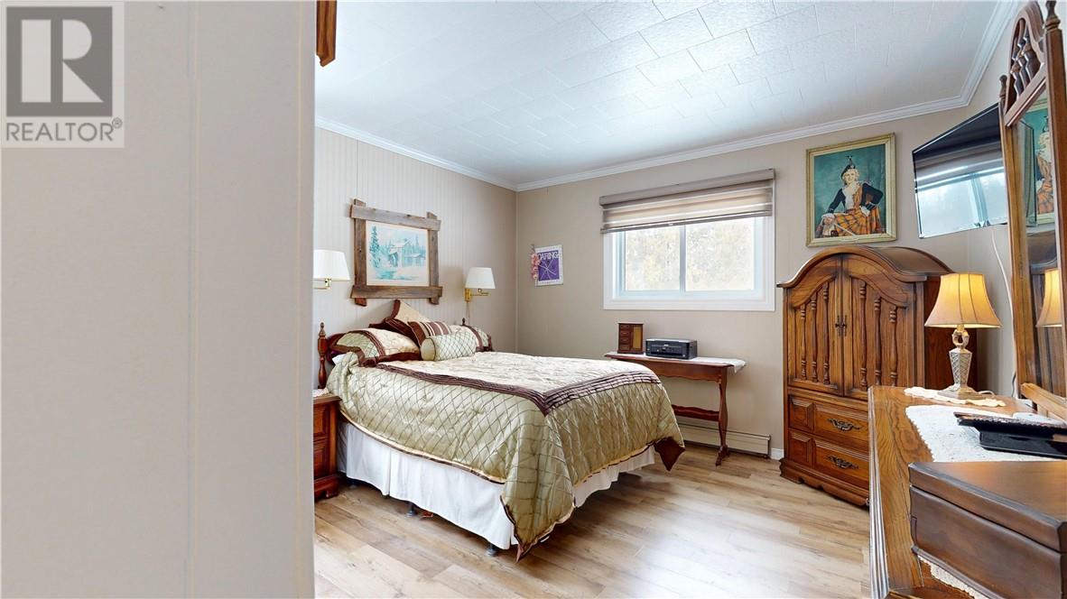 19 Park Street, Gore Bay, Ontario, P0P1H0 — Photo 2