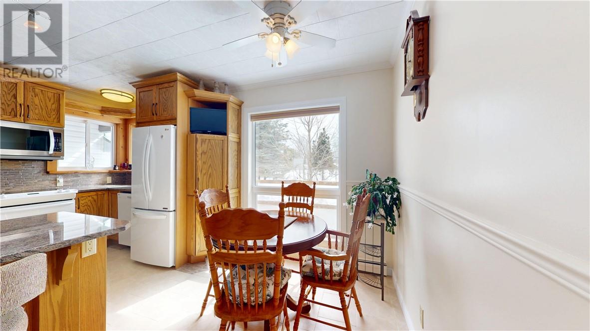 19 Park Street, Gore Bay, Ontario, P0P1H0 — Photo 3