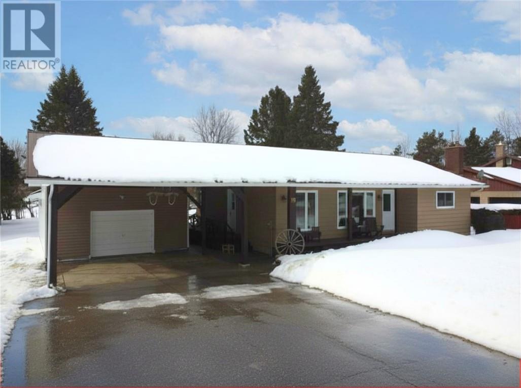 19 Park Street, Gore Bay, Ontario, P0P1H0 — Photo 32