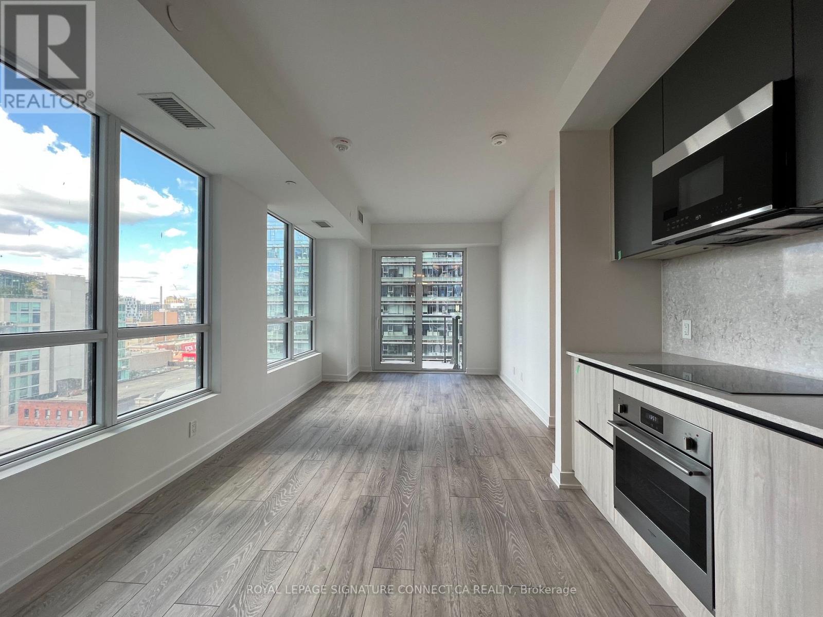 1202 - 108 PETER STREET, Toronto (Waterfront Communities), Ontario, M5V2G7 — Photo 12