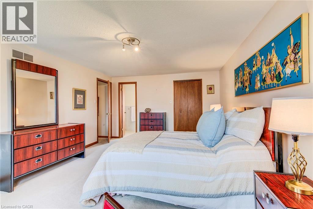 2 BLUE SPRUCE Court, Kitchener, Ontario, N2N1L1 — Photo 22